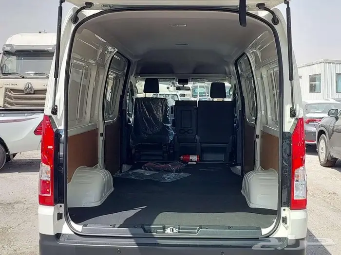 مركبات نقل خفيف في جدة